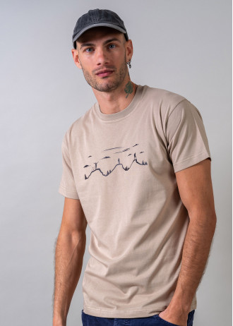 Reaching the summit - T-Shirts