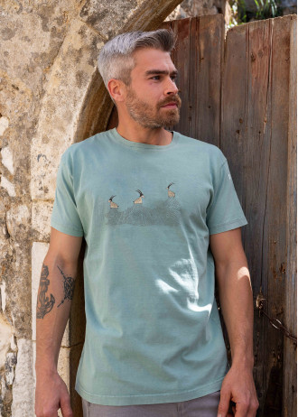 Cretan goats on a jagged ridge - Stonewashed T-Shirts