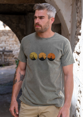 Sunset Silhouettes - Stonewashed T-Shirts