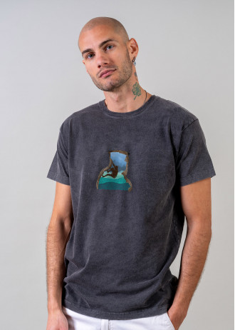 Cretan rock climber - Stonewashed T-Shirts