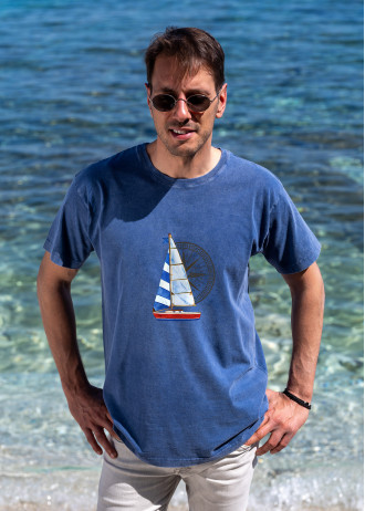Sailing boat & Compass - Stonewashed T-Shirts