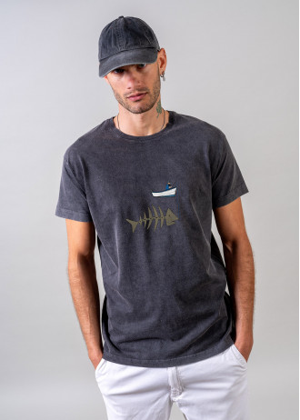 Fishing boat & Fishbone - Stonewashed T-Shirts