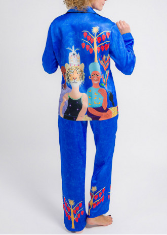 Mimi Roberts - The Woman with a Tiger Head - Loungwear